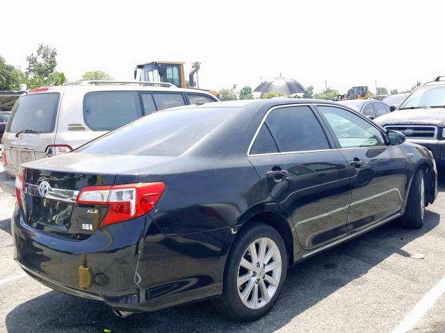 4T1BD1FK6DU081382 - 2013 TOYOTA CAMRY HYBR BLACK photo 4