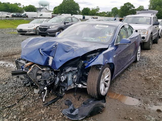 5YJSA1E28JF241636 - 2018 TESLA MODEL S أزرق صورة 2