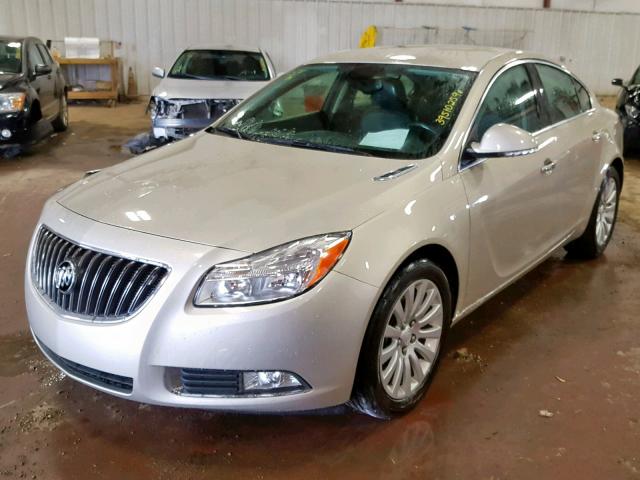 2G4GS5EV7D9175878 - 2013 BUICK REGAL PREM BEIGE photo 2