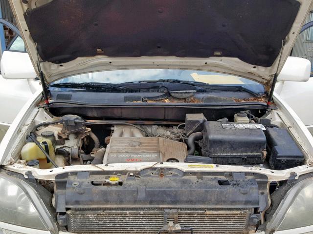 JT6HF10U2Y0134456 - 2000 LEXUS RX 300 CREAM photo 7