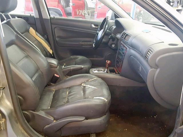 WVWVD63B64E189336 - 2004 VOLKSWAGEN PASSAT GLS GRAY photo 5