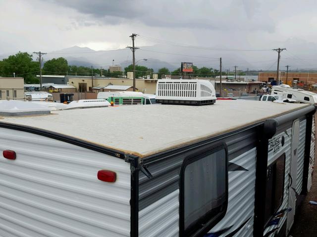 4X4TSMB24H7413548 - 2017 SALM FOREST RIV WHITE photo 9