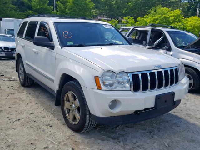 1J4HR58255C616160 - 2005 JEEP GRAND CHER WHITE photo 1