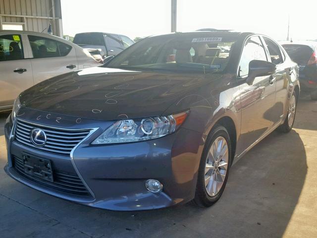 JTHBW1GG9D2032468 - 2013 LEXUS ES 300H GRAY photo 2