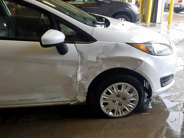 3FADP4TJ2GM147569 - 2016 FORD FIESTA S WHITE photo 9