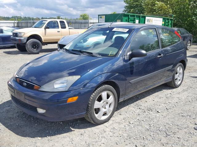 3FAFP31373R123675 - 2003 FORD FOCUS ZX3 BLUE photo 2