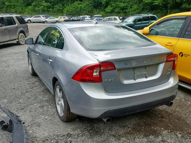 YV1612FH8D2184656 - 2013 VOLVO S60 T5 SILVER photo 3