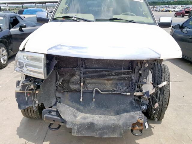 5LMFU27518LJ06391 - 2008 LINCOLN NAVIGATOR CREAM photo 9