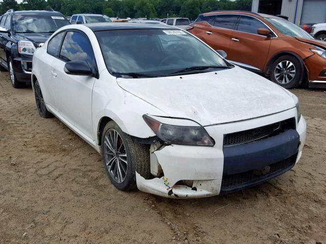 JTKDE167250041288 - 2005 TOYOTA SCION TC WHITE photo 1