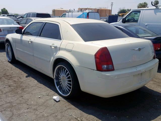 2C3JA43R25H559544 - 2005 CHRYSLER 300 BLUE photo 3