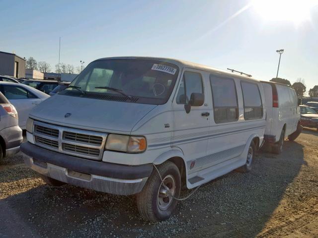 2B6HB21Y5SK540155 - 1995 DODGE RAM VAN B2 WHITE photo 2