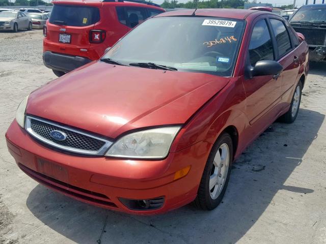 1FAFP34N05W306848 - 2005 FORD FOCUS ZX4 BURGUNDY photo 2