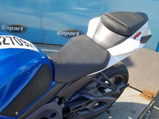 JS1GR7MA3B2103267 - 2011 SUZUKI GSX750 BLUE photo 5