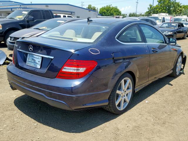 WDDGJ4HB5DG041915 - 2013 MERCEDES-BENZ C 250 BLUE photo 4