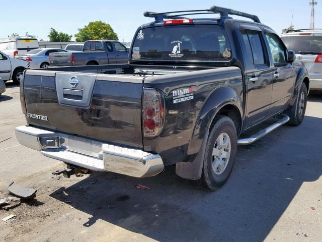 1N6AD07W85C414214 - 2005 NISSAN FRONTIER C BLACK photo 4