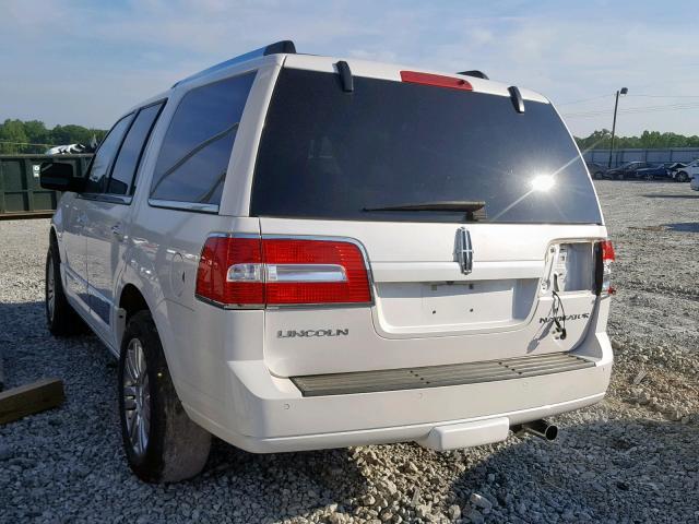 5LMJJ2H51BEJ01379 - 2011 LINCOLN NAVIGATOR WHITE photo 3