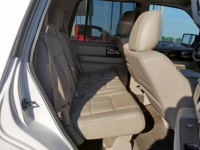 5LMJJ2H51BEJ01379 - 2011 LINCOLN NAVIGATOR WHITE photo 6