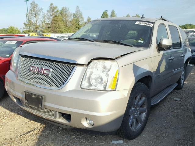 1GKFK66867J165614 - 2007 GMC YUKON XL D BEIGE photo 2