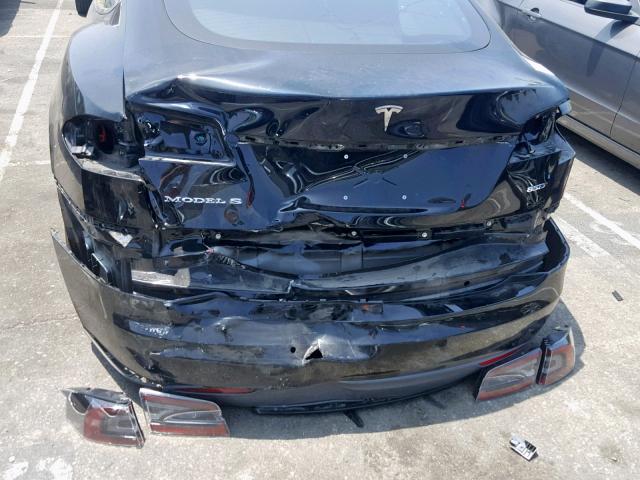 5YJSA1E20GF120382 - 2016 TESLA MODEL S أسود صورة 9
