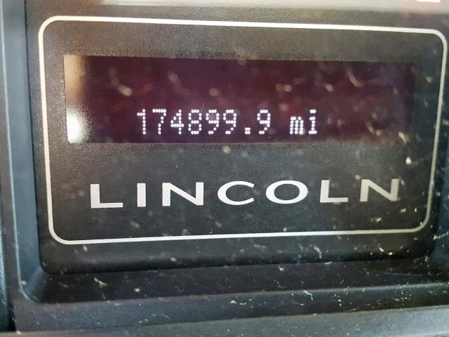 5LMJJ3J53AEJ02001 - 2010 LINCOLN NAVIGATOR WHITE photo 8