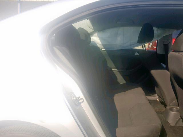 3VW2K7AJ2DM216886 - 2013 VOLKSWAGEN JETTA BASE 银色 照片 6