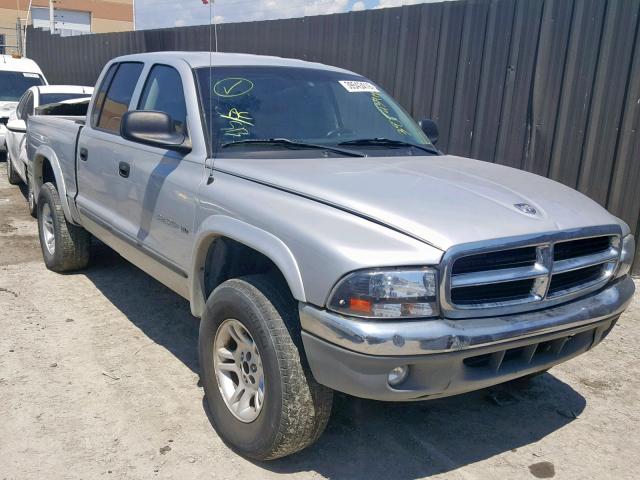 1B7HG48NX2S539786 - 2002 DODGE DAKOTA QUA GRAY photo 1