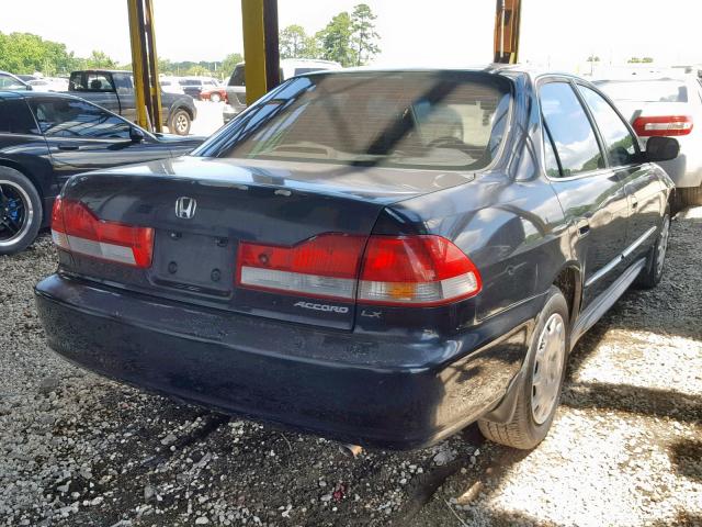 3HGCG56412G700013 - 2002 HONDA ACCORD LX BLACK photo 4