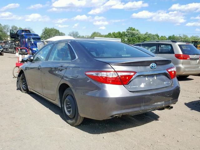 4T1BD1FK6GU196911 - 2016 TOYOTA CAMRY HYBR GRAY photo 3