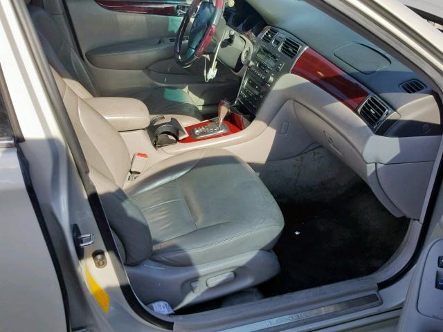 JTHBF30G420053422 - 2002 LEXUS ES300 TAN photo 5