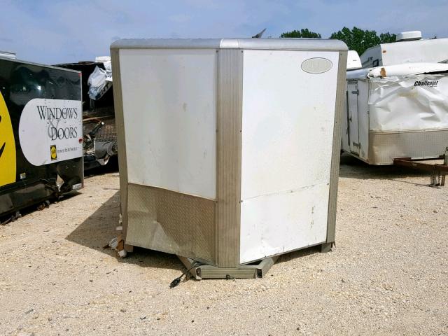 5A8EC101662038066 - 2005 UTILITY TRAILER WHITE photo 2