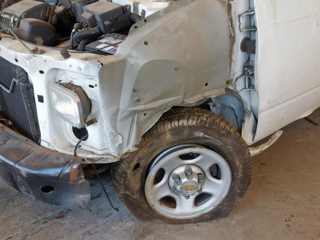 1GCDM19X73B136341 - 2003 CHEVROLET ASTRO WHITE photo 9