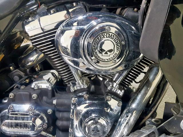 1HD1FC4157Y663758 - 2007 HARLEY-DAVIDSON FLHTCUI BLACK photo 11