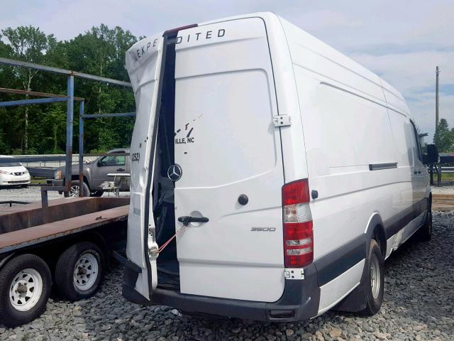 WD3PF1CD3HP538934 - 2017 MERCEDES-BENZ SPRINTER 3 WHITE photo 4