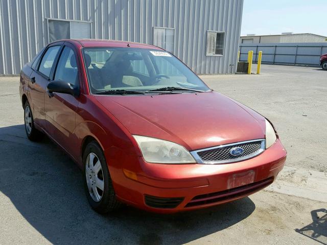 1FAFP34N95W231342 - 2005 FORD FOCUS ZX4 RED photo 1