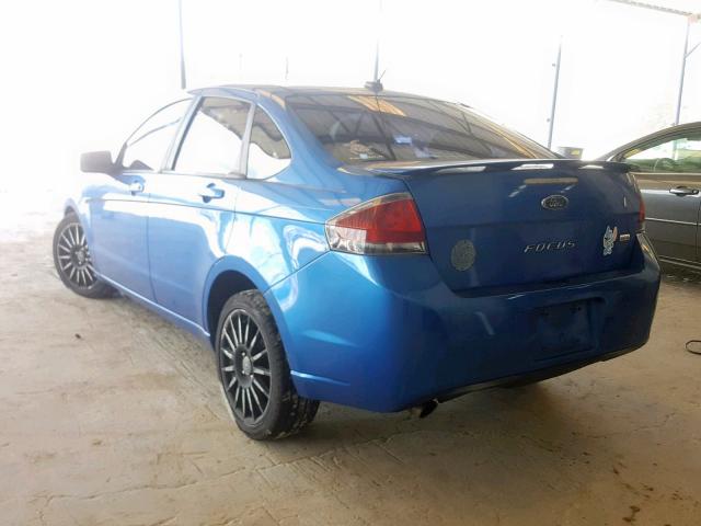 1FAHP3GN8AW197456 - 2010 FORD FOCUS SES BLUE photo 3