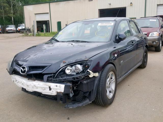 JM1BK343871733412 - 2007 MAZDA 3 HATCHBAC BLACK photo 2