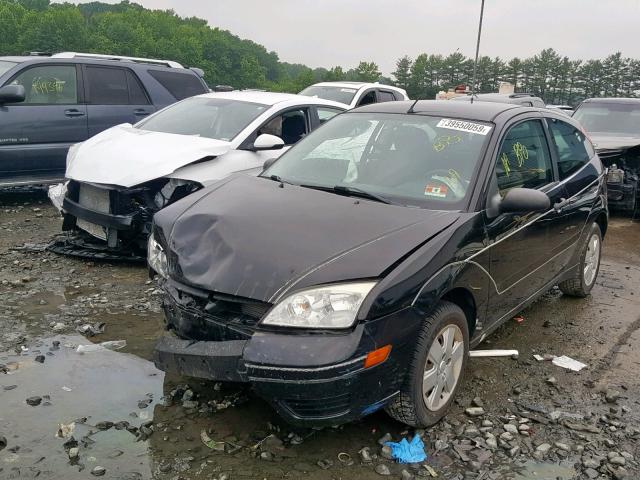 1FAHP31N87W286333 - 2007 FORD FOCUS ZX3 BLACK photo 2