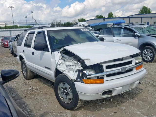 1GNDT13W62K137909 - 2002 CHEVROLET BLAZER WHITE photo 1