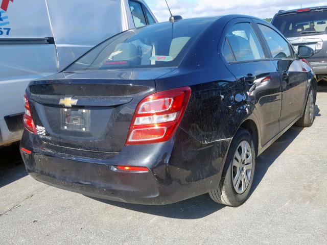 1G1JB5SH8J4121750 - 2018 CHEVROLET SONIC LS 黑色 照片 4