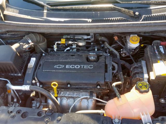 1G1JB5SH8J4121750 - 2018 CHEVROLET SONIC LS 黑色 照片 7