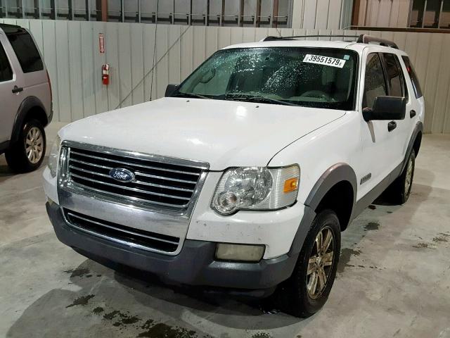 1FMEU63E16UA15074 - 2006 FORD EXPLORER X WHITE photo 2