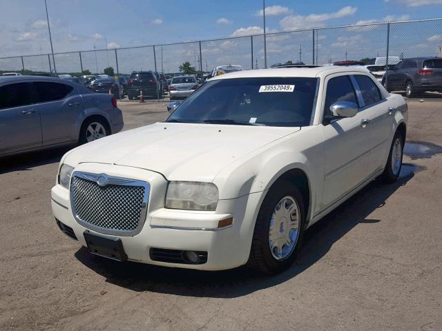 2C3KA53G86H407729 - 2006 CHRYSLER 300 TOURIN BEIGE photo 2