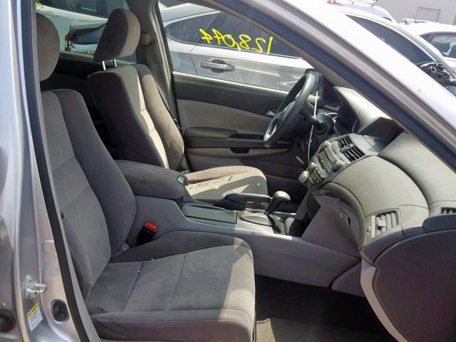 JHMCP26448C031100 - 2008 HONDA ACCORD LXP SILVER photo 5