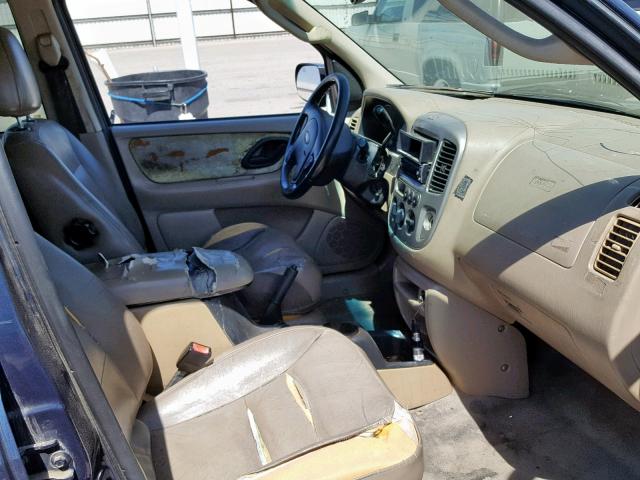 1FMCU04123KA04012 - 2003 FORD ESCAPE LIM BLUE photo 5