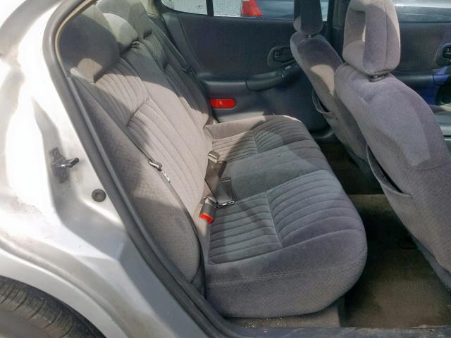 1G2WK52J82F150062 - 2002 PONTIAC GRAND PRIX SILVER photo 6