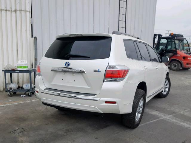 JTEBC3EH8D2011172 - 2013 TOYOTA HIGHLANDER WHITE photo 4