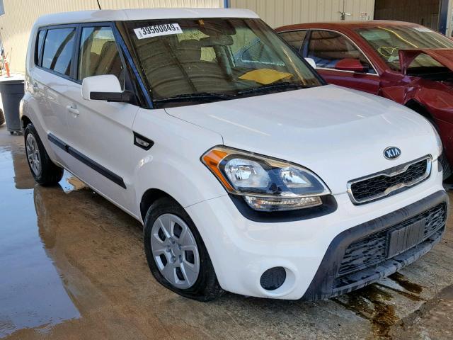 KNDJT2A57C7384422 - 2012 KIA SOUL WHITE photo 1