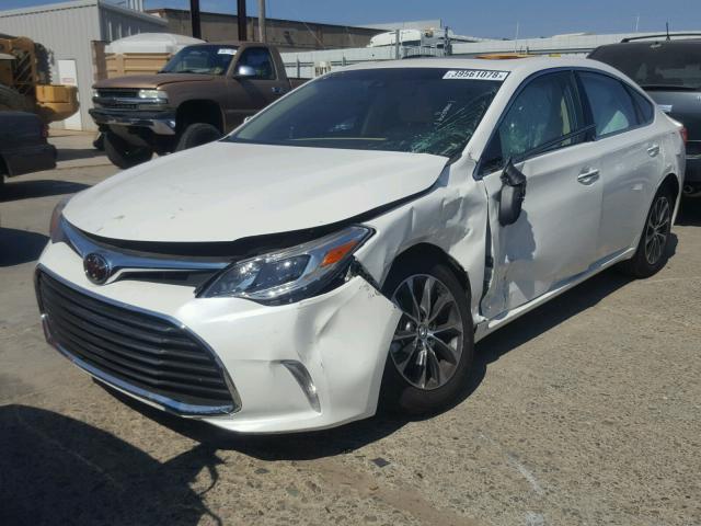 4T1BK1EB6HU259000 - 2017 TOYOTA AVALON XLE WHITE photo 2