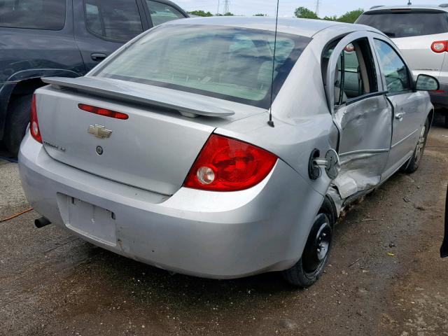 1G1AL58F267645307 - 2006 CHEVROLET COBALT LT SILVER photo 4