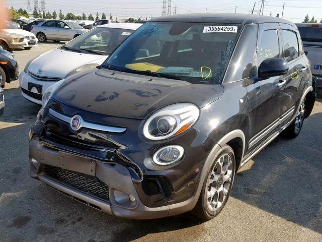 ZFBCFADH9EZ013854 - 2014 FIAT 500L TREKK BLACK photo 2